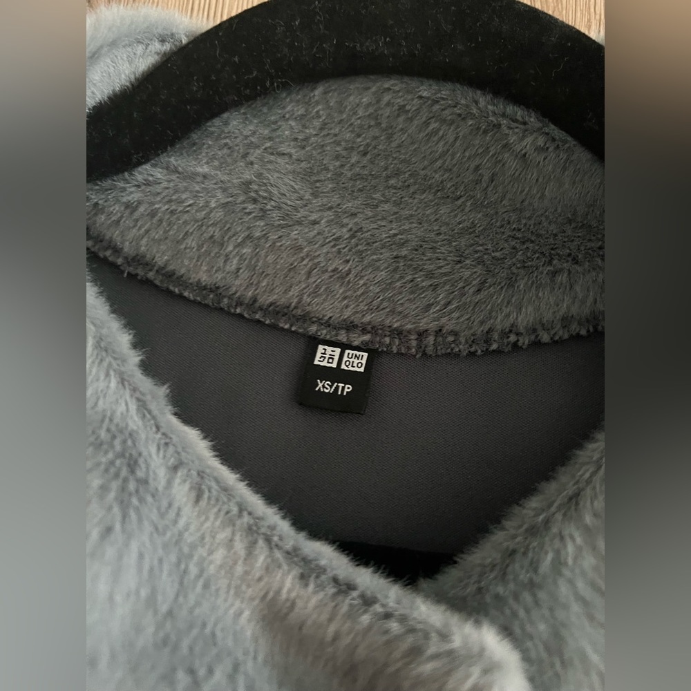 Fleece jacket - Picture 7 of 10